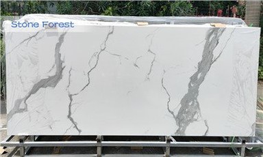 सफेद कैलकटा पोर्सिलेन स्लैब