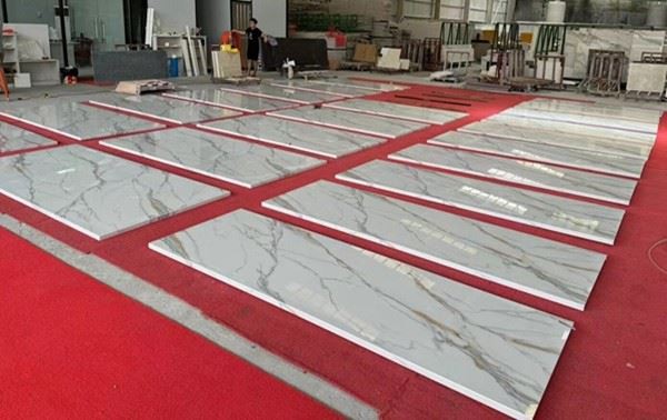 Gold Calacatta Quartz Kitchen Countertops