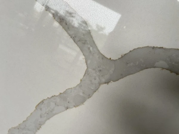 gold vein quartz