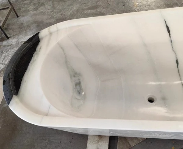 Panda White  Bathtub