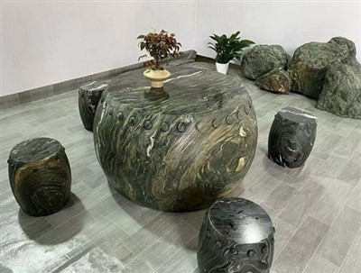 गोल संगमरमर की आउटडोर टेबल